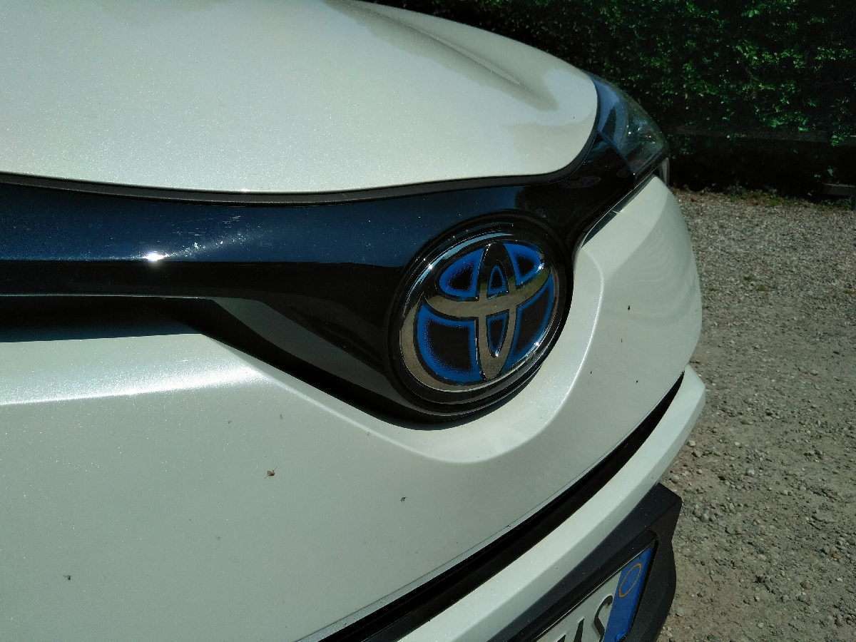 Toyota C-HR griglia