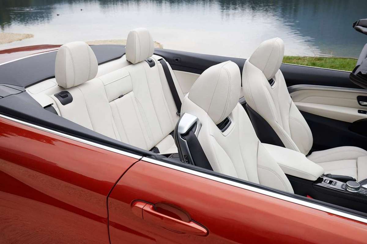 Sedili in pelle della Serie 4 Cabrio 2017