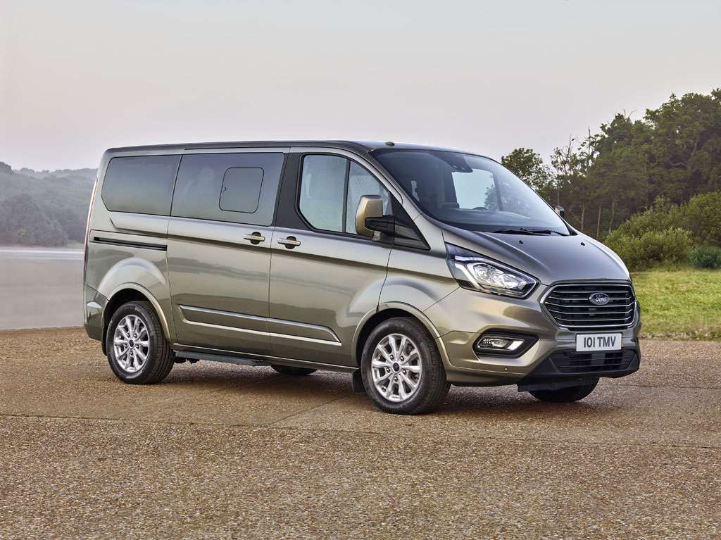 Ford Tourneo Custom, il restyling 2018
