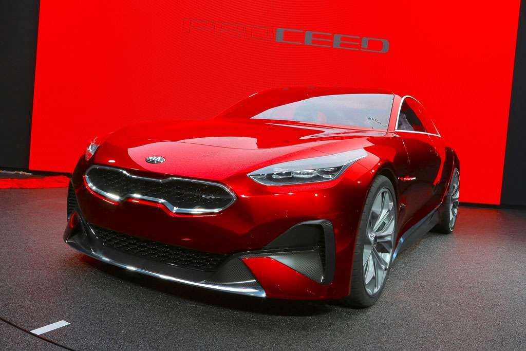 Kia Proceed Concept 2018 design anteriore