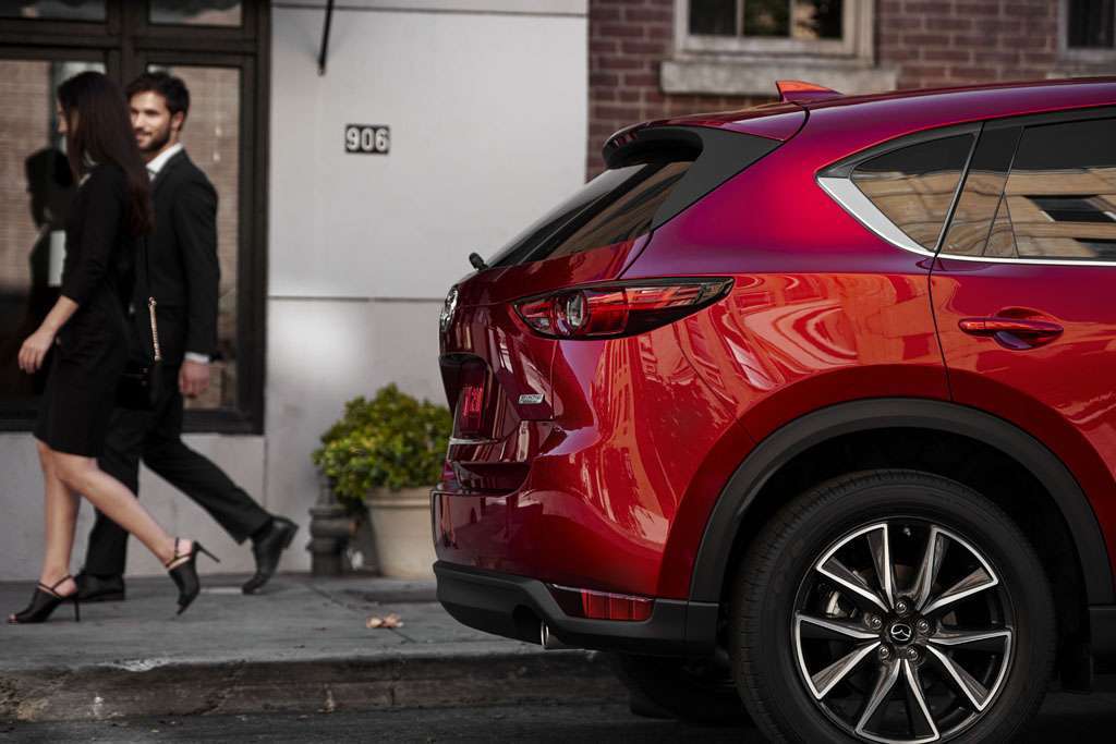 Mazda CX-5 2017 spoiler