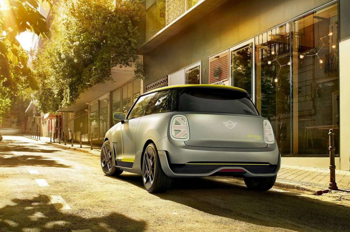 Mini Electric Concept tre quarti posteriore