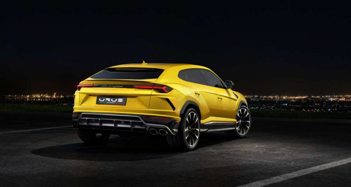 Lamborghini Urus posteriore