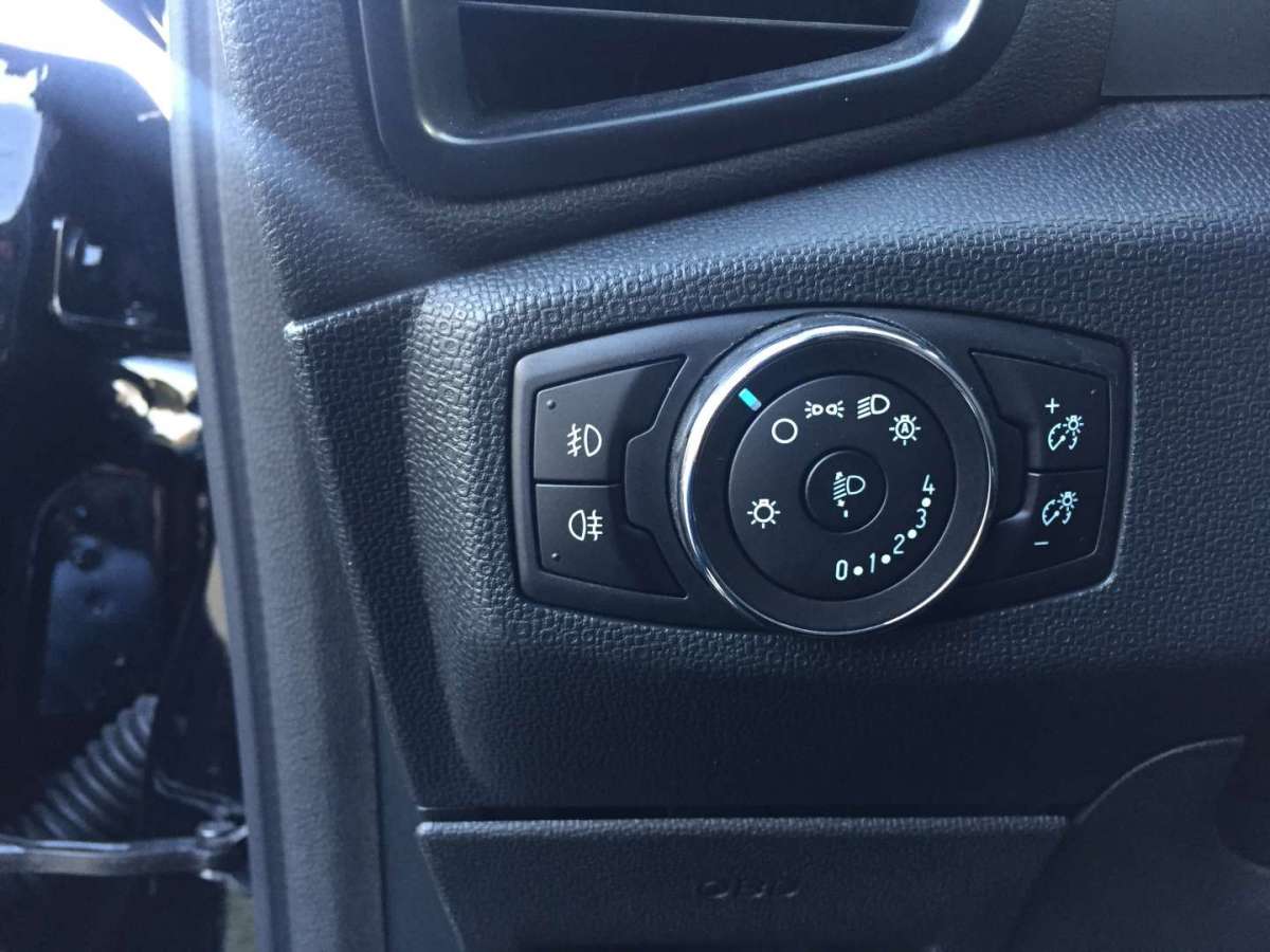 Ford EcoSport ST Line (38)