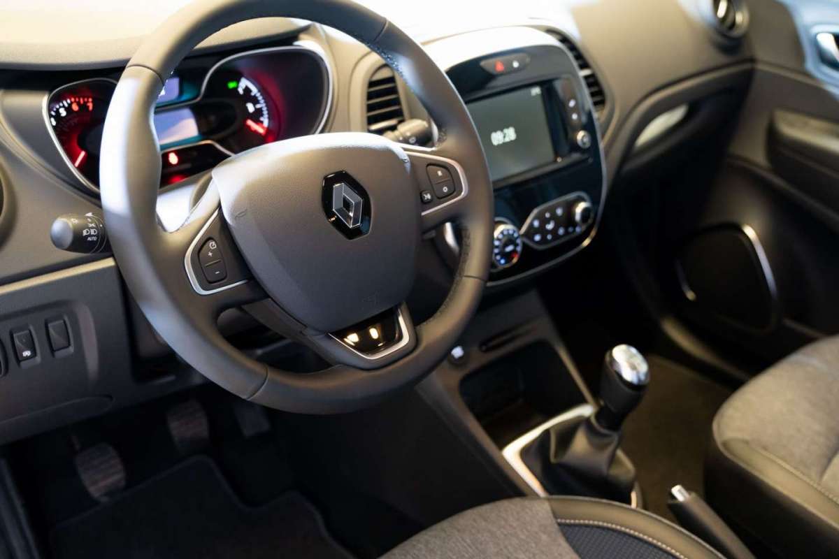 Renault-Captur-Sport-Edition-infotainment