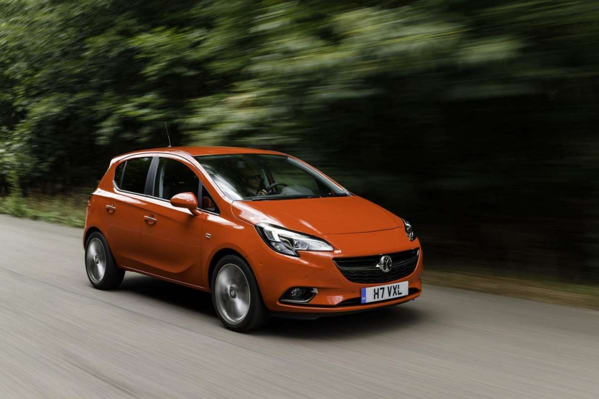 Calandra tipo Opel Adam