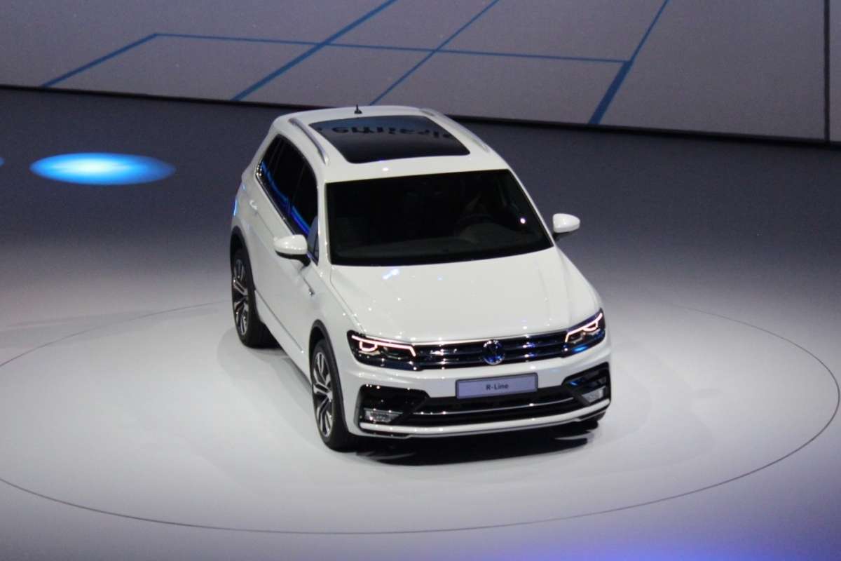 Volkswagen Tiguan 2018 R-Line bianca