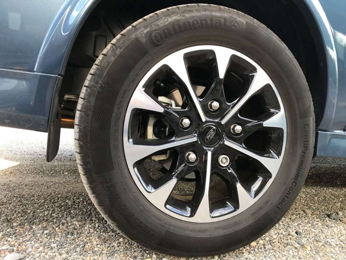 Ford Tourneo Custom 2018 cerchi da 17 bicolore