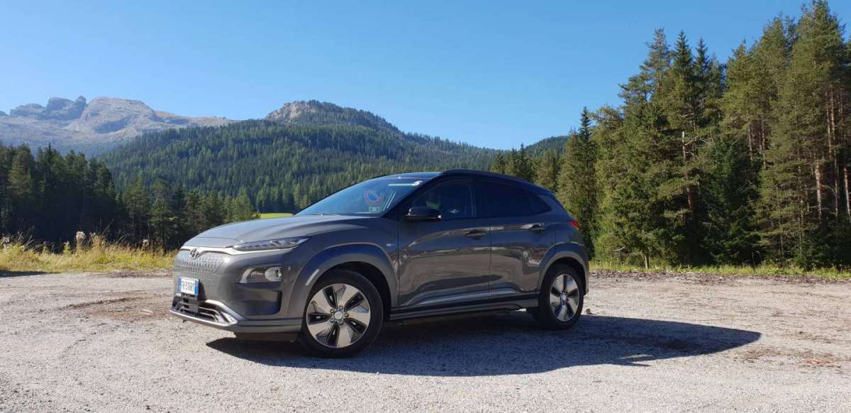 Hyundai Kona Electric copertina