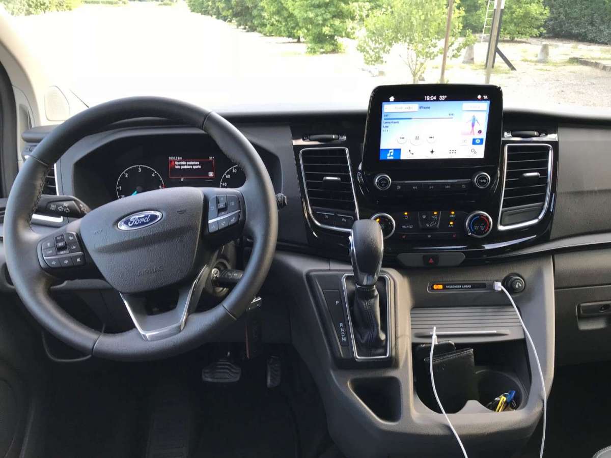 Interni Ford Tourneo Custom 2018