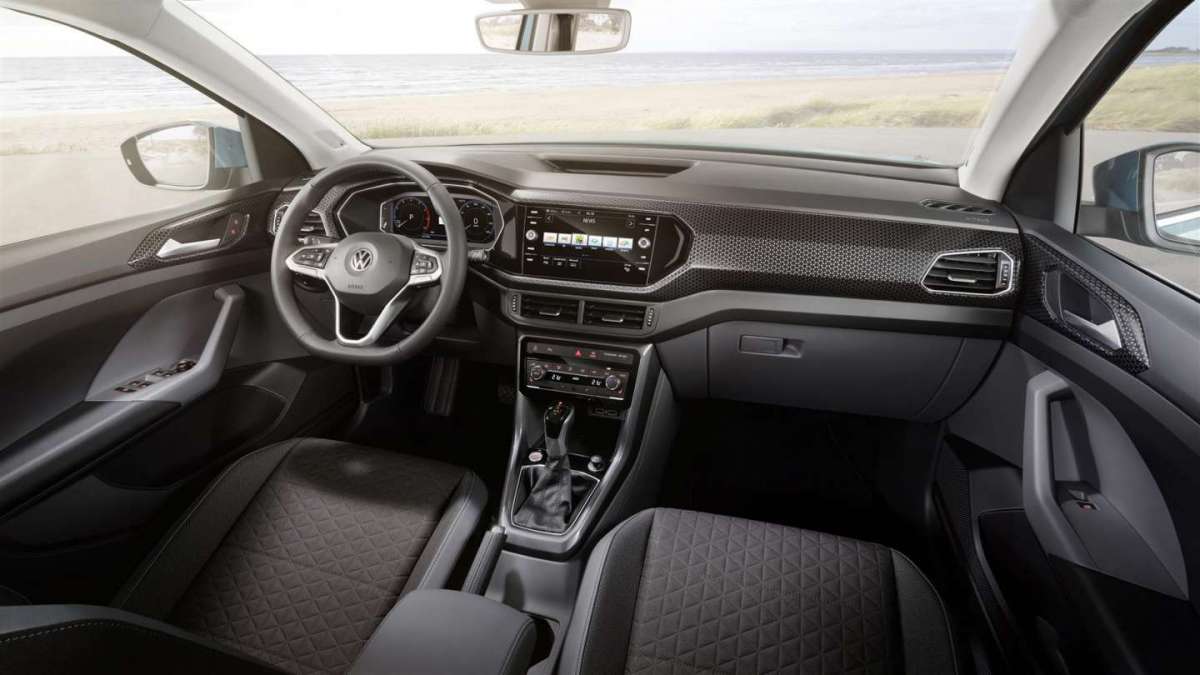 Volkswagen T-Cross abitacolo