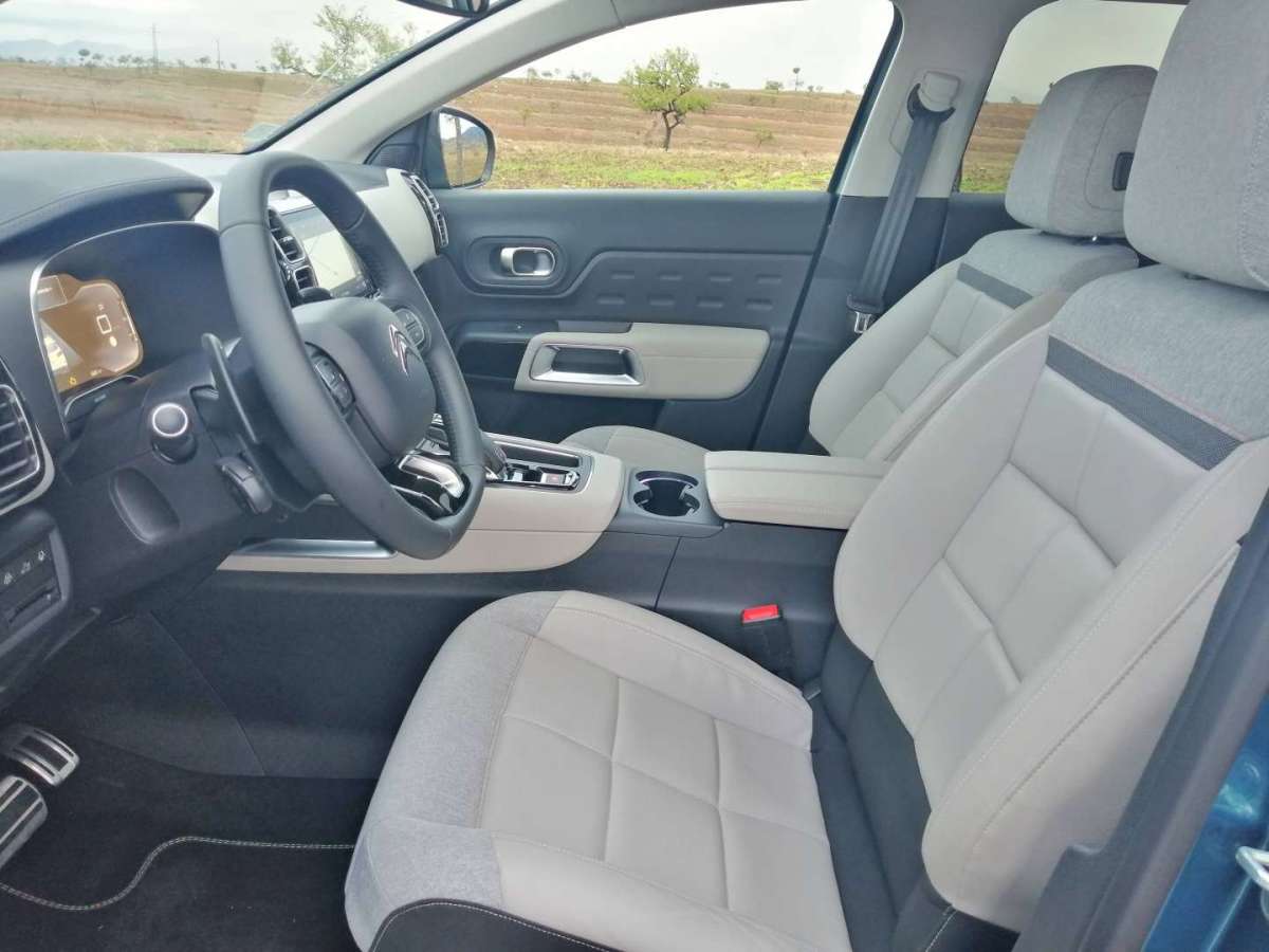 Citroen C5 Aircross abitacolo