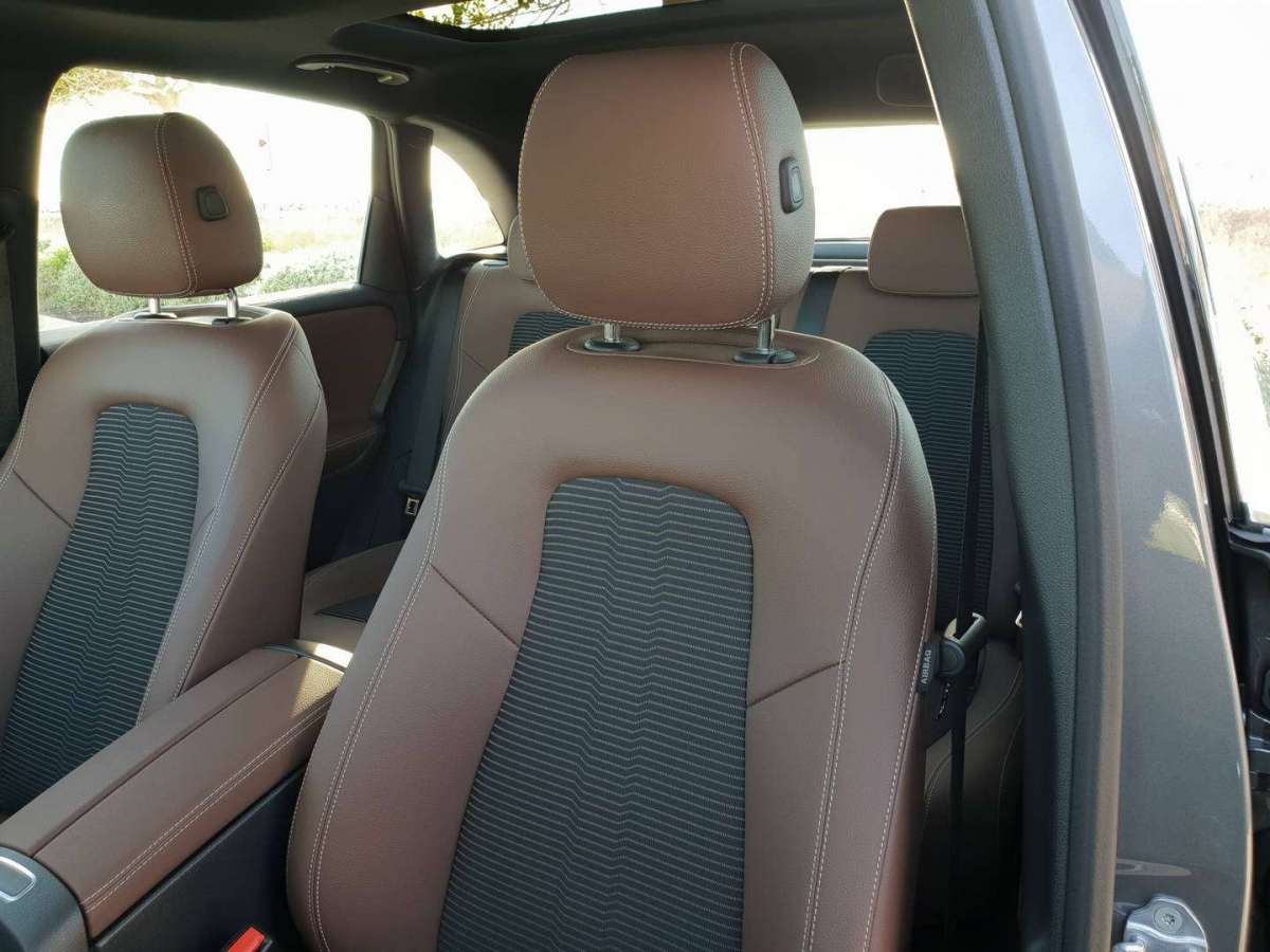 Mercedes Classe B sedili anteriori