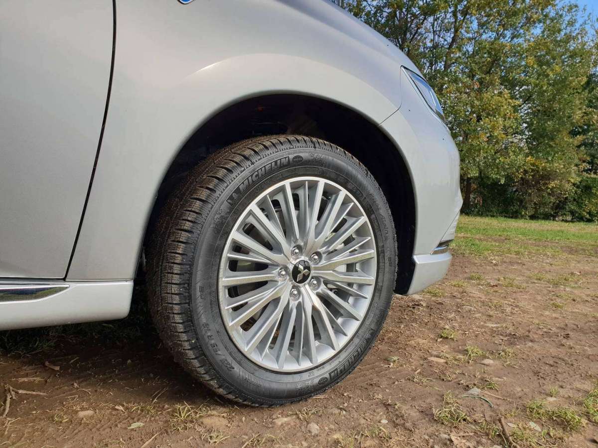 Mitsubishi Outlander PHEV 2019 cerchione