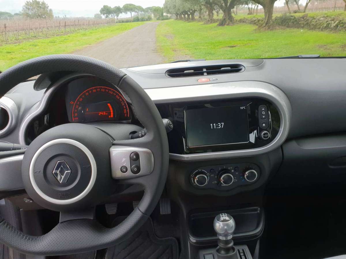 Renault Twingo Duel GPL plancia