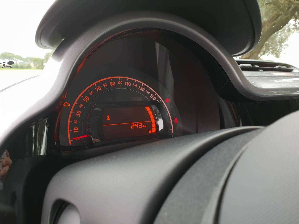 Renault Twingo Duel GPL strumentazione
