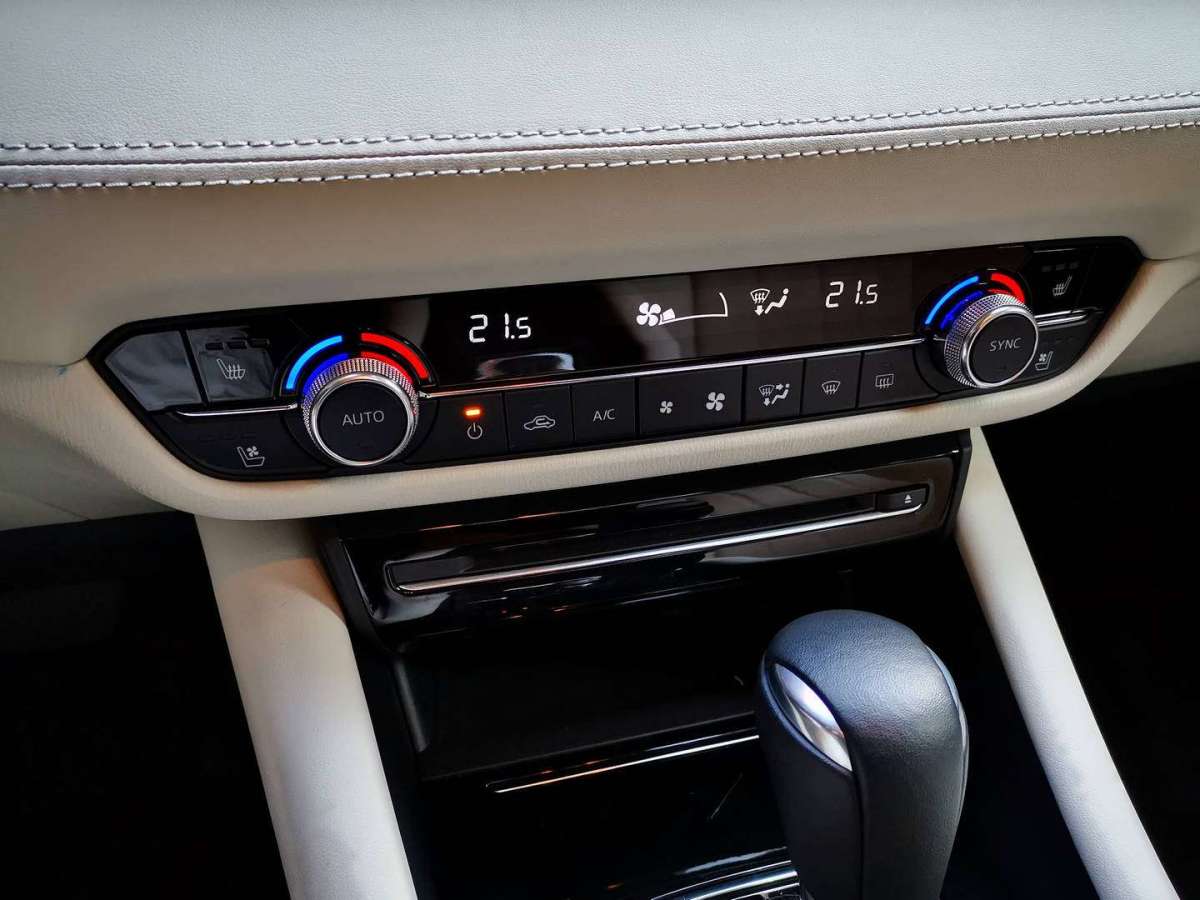 Mazda 6 Station Wagon climatizzatore