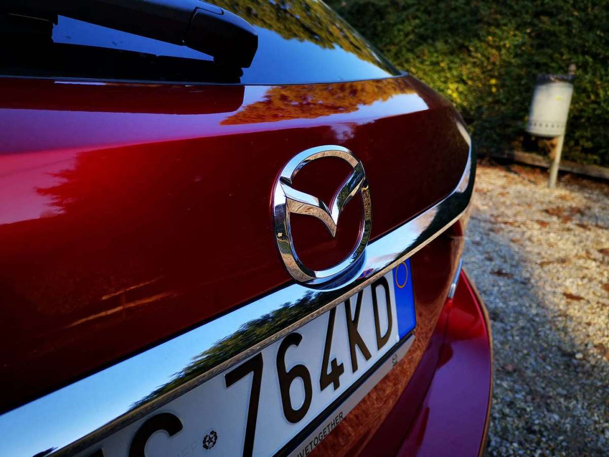 Mazda 6 Station Wagon logo