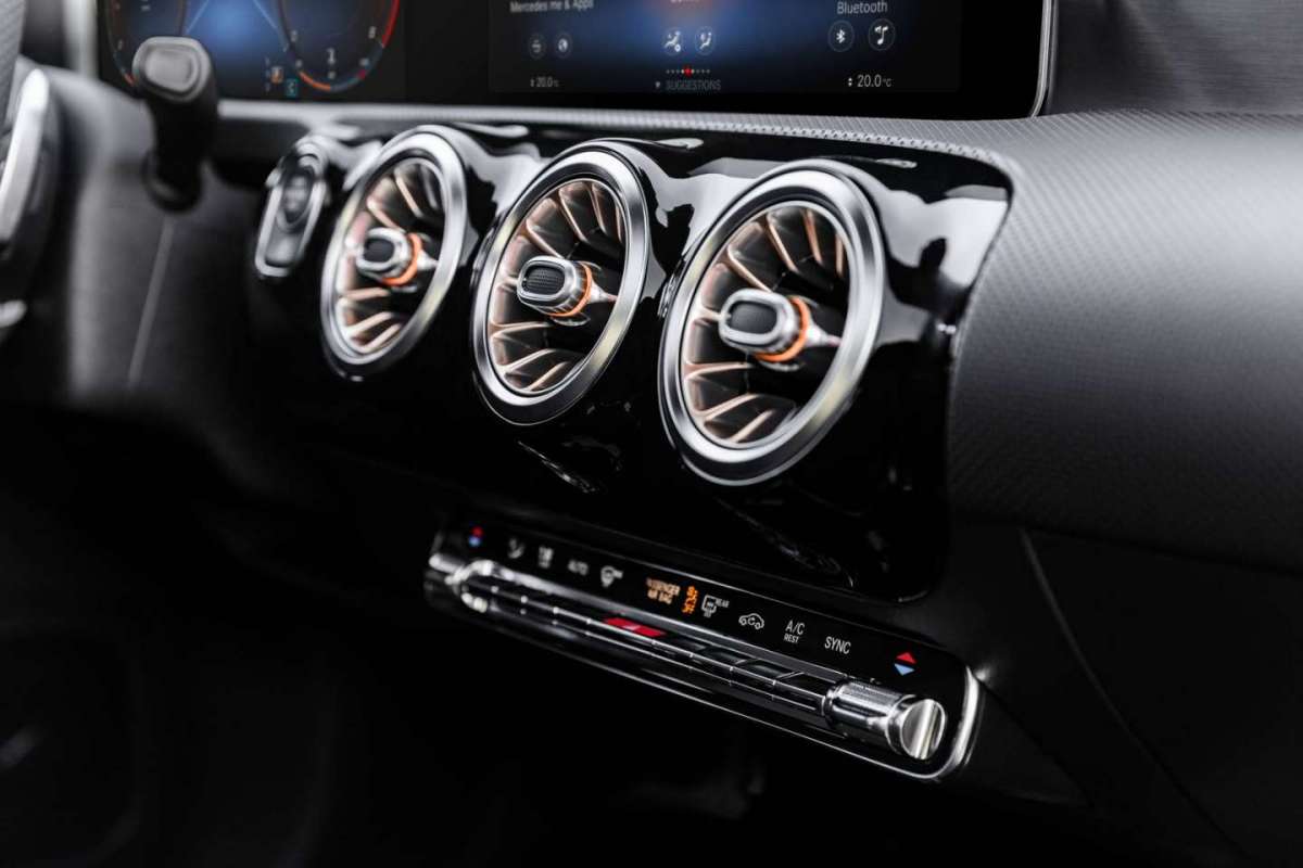 Mercedes CLA 2019 climatizzatore