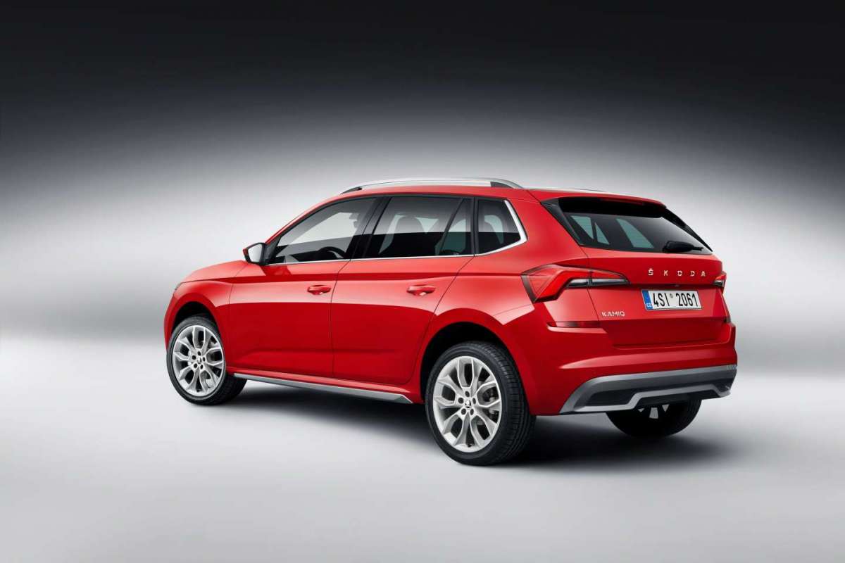Skoda Kamiq tre quarti posteriore