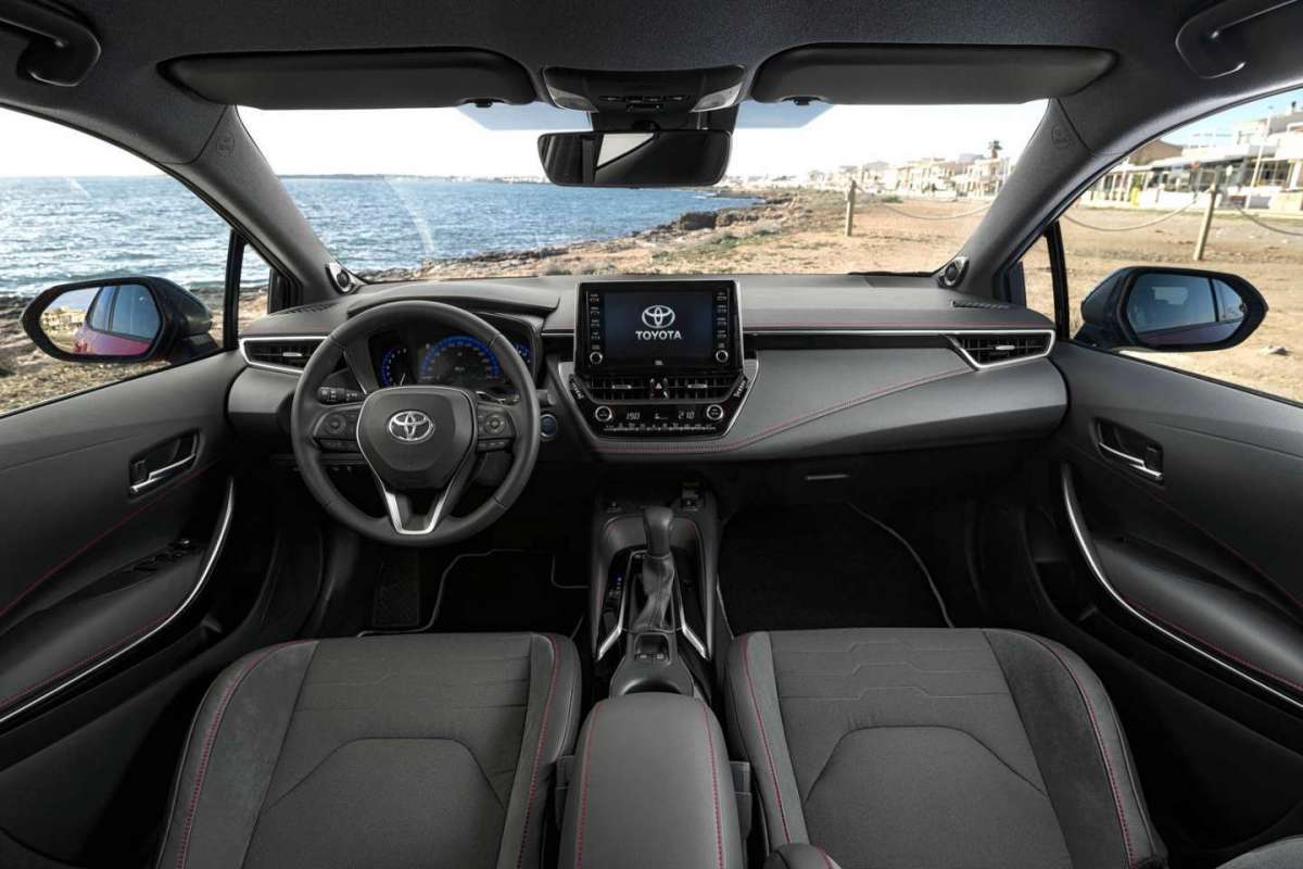 Toyota Corolla 2019 interni