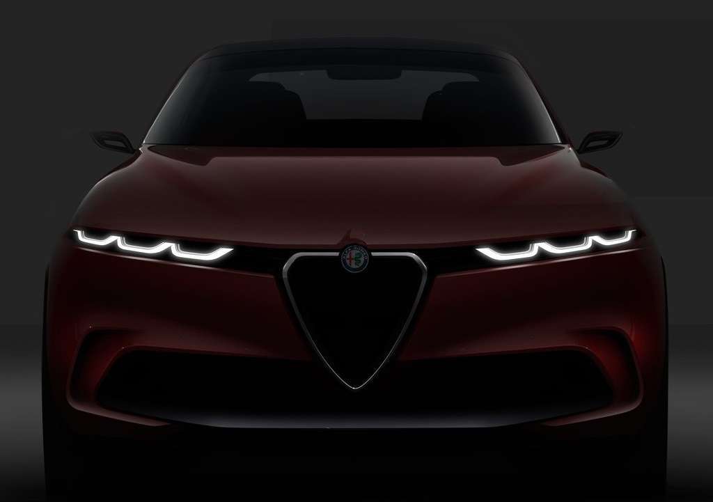 Alfa Romeo Tonale fari anteriori
