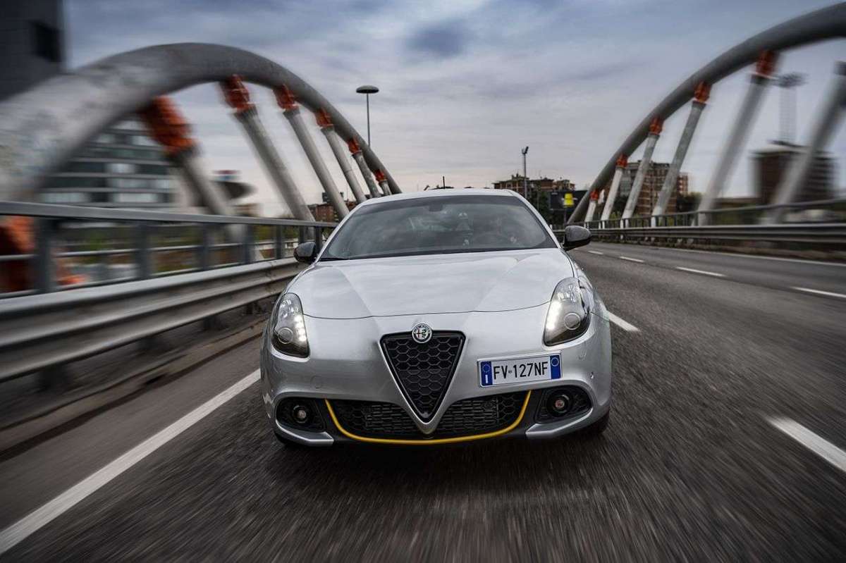 Alfa Romeo Giulietta 2019 su strada