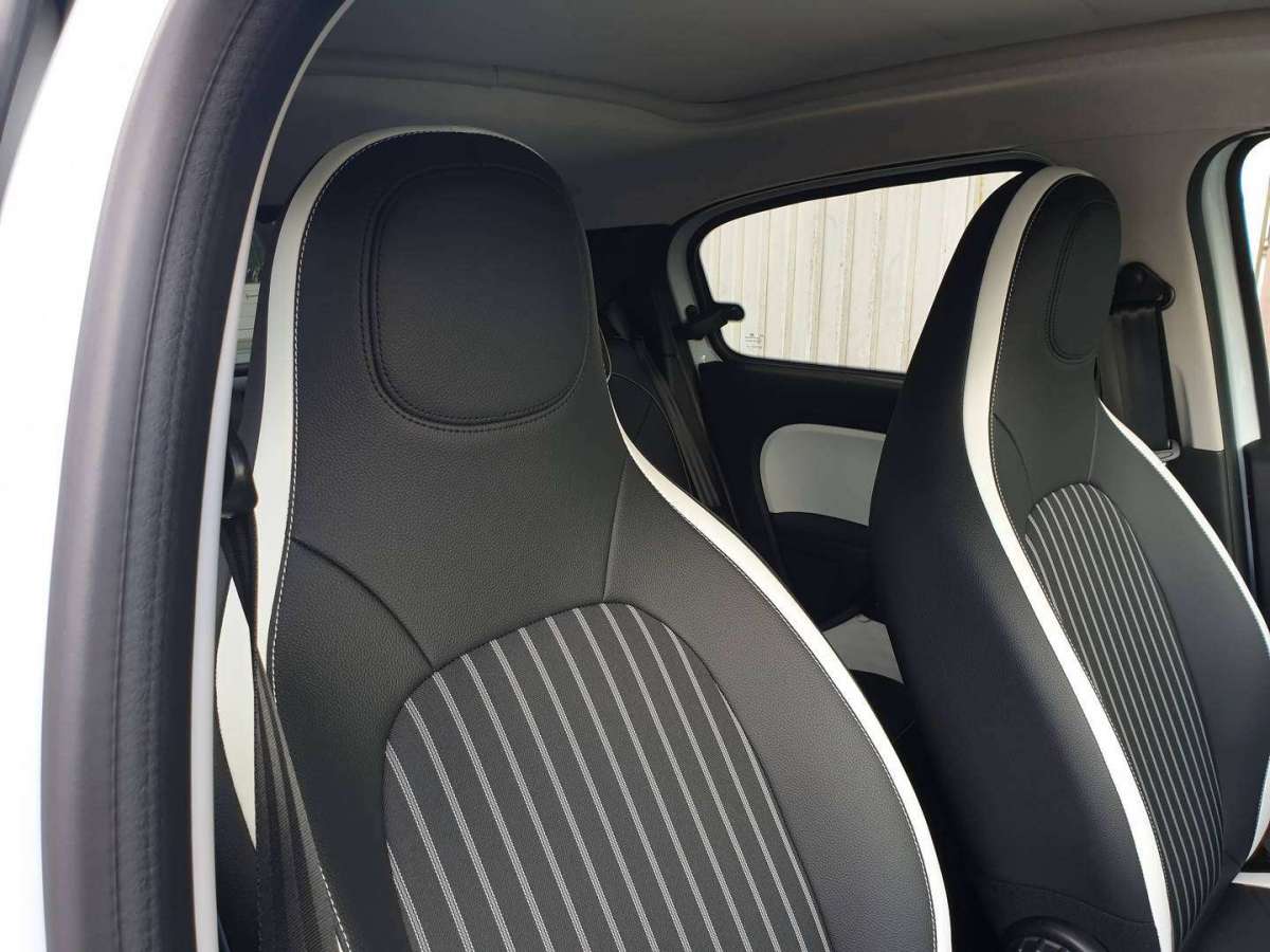 Renault Twingo interni