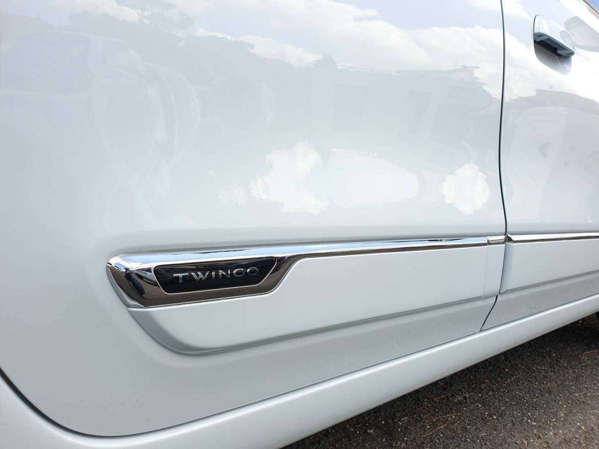 Renault Twingo logo laterale