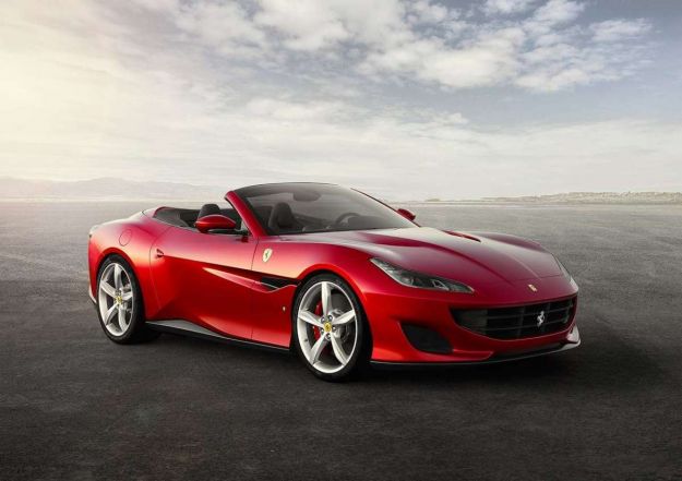 Nuova Ferrari Portofino 2017: prezzo di listino, scheda tecnica, motore e interni dell’erede della California T [FOTO]