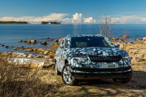 Nuovo Skoda Karoq 2018: dimensioni, motori e interni dell’erede di Yeti [FOTO]