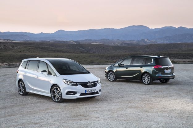Opel Zafira 2017: prezzo, dimensioni e interni. Anche a Metano, no Gpl [FOTO]