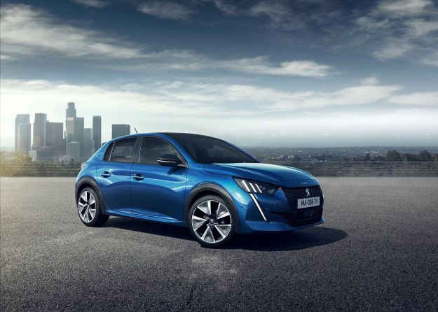 peugeot 208 car of the year 2020