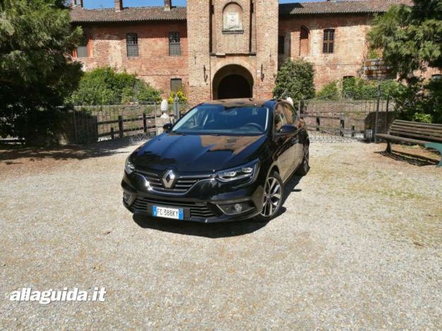 pro e contro di nuova renault megane
