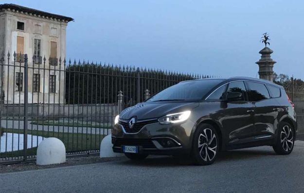 renault grand scenic bose 2017 prova su strada