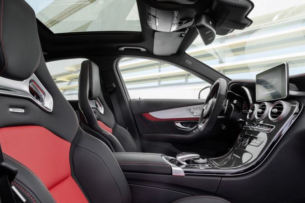 Mercedes C63 Amg 2015: motore e scheda tecnica, anche station wagon [FOTO]