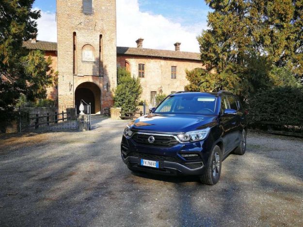 Ssangyong Rexton 2018, prova su strada: prezzo, dimensioni e scheda tecnica [FOTO]