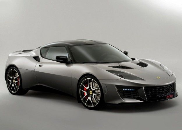vista anteriore della lotus evora 400 (1)